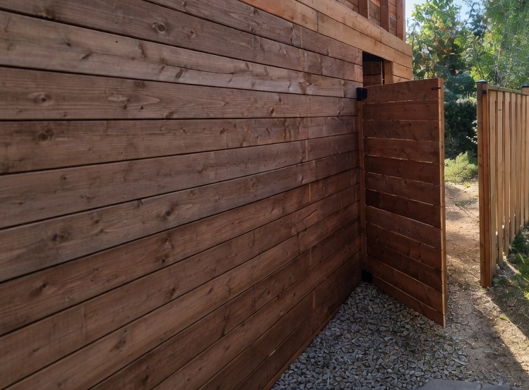 Privacy Fence & Gate